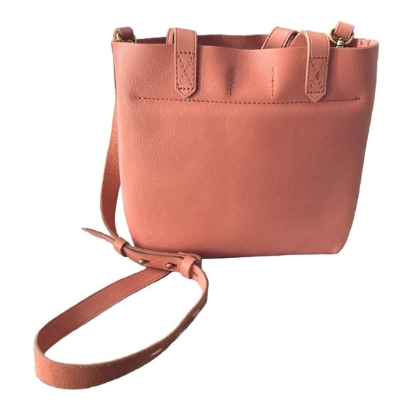 Madewell Medium Transport
Tote Pink Coral English
Saddle Leather - Picture 9 of 16